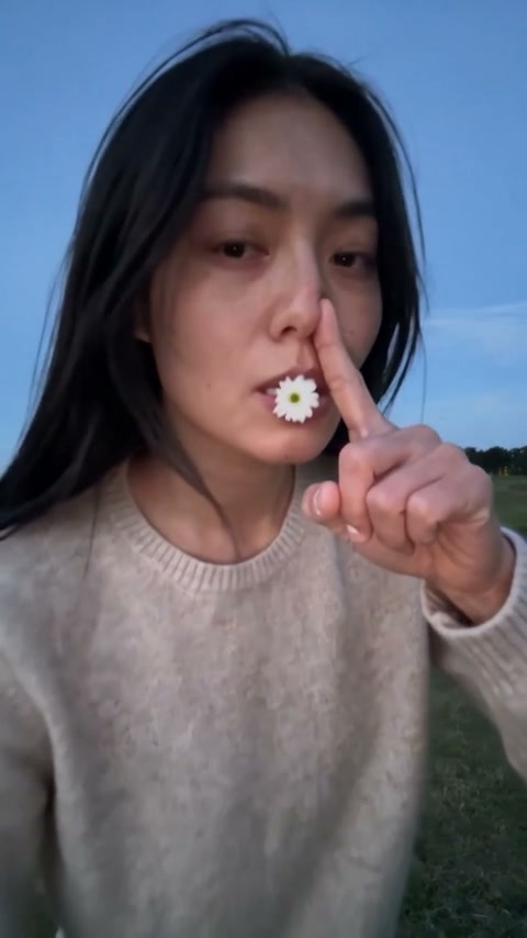Селфи в поле и колесо